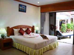 Mt Patong Hotel 3*